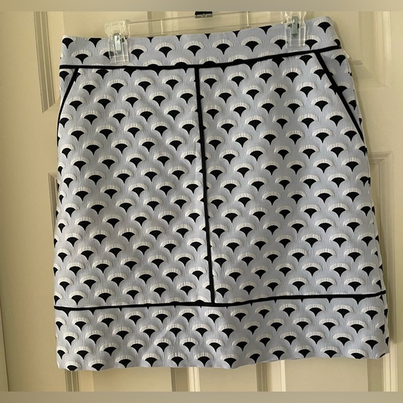 Ann Taylor textured skirt-light blue/black/white..above knee size 10 - Picture 1 of 12
